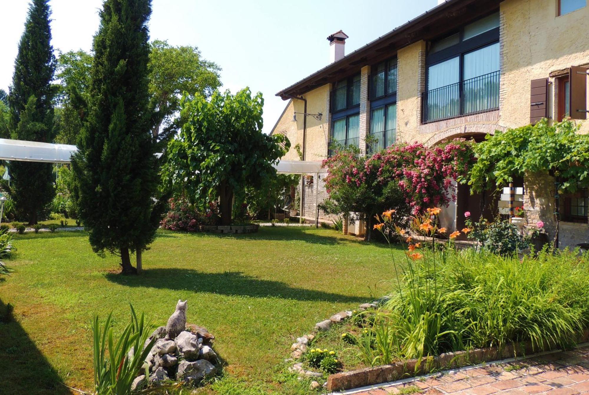 Resort Villa Manin Passariano Екстериор снимка
